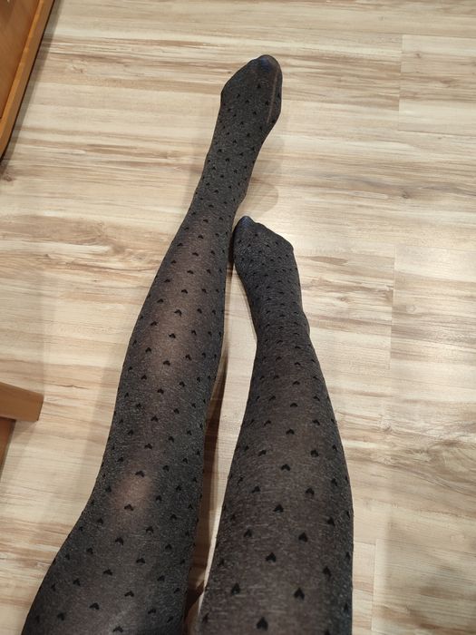 Rajstopy damskie szare z serduszkami rozmiar S