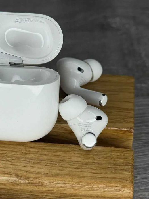 Навушники Apple AirPods Pro (1 gen) MagSafe Case. Ідеал.  Комплект