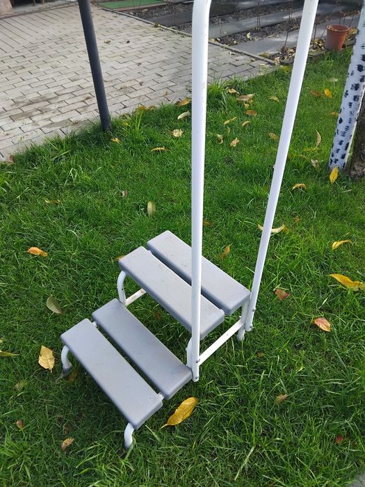 Сходинці до ванни