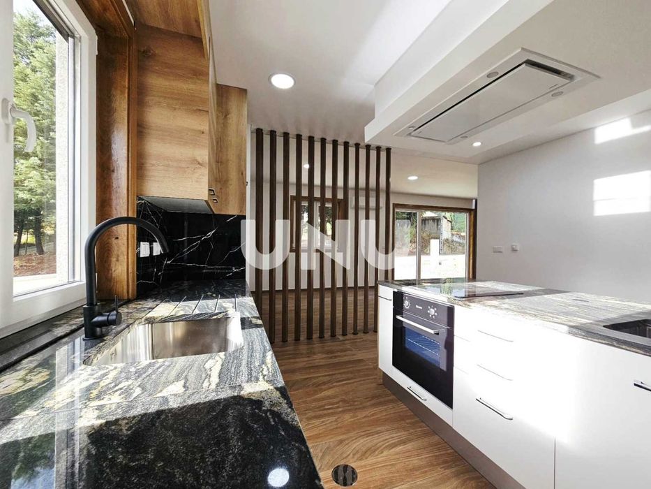 Moradia Terrea T3 nova para venda