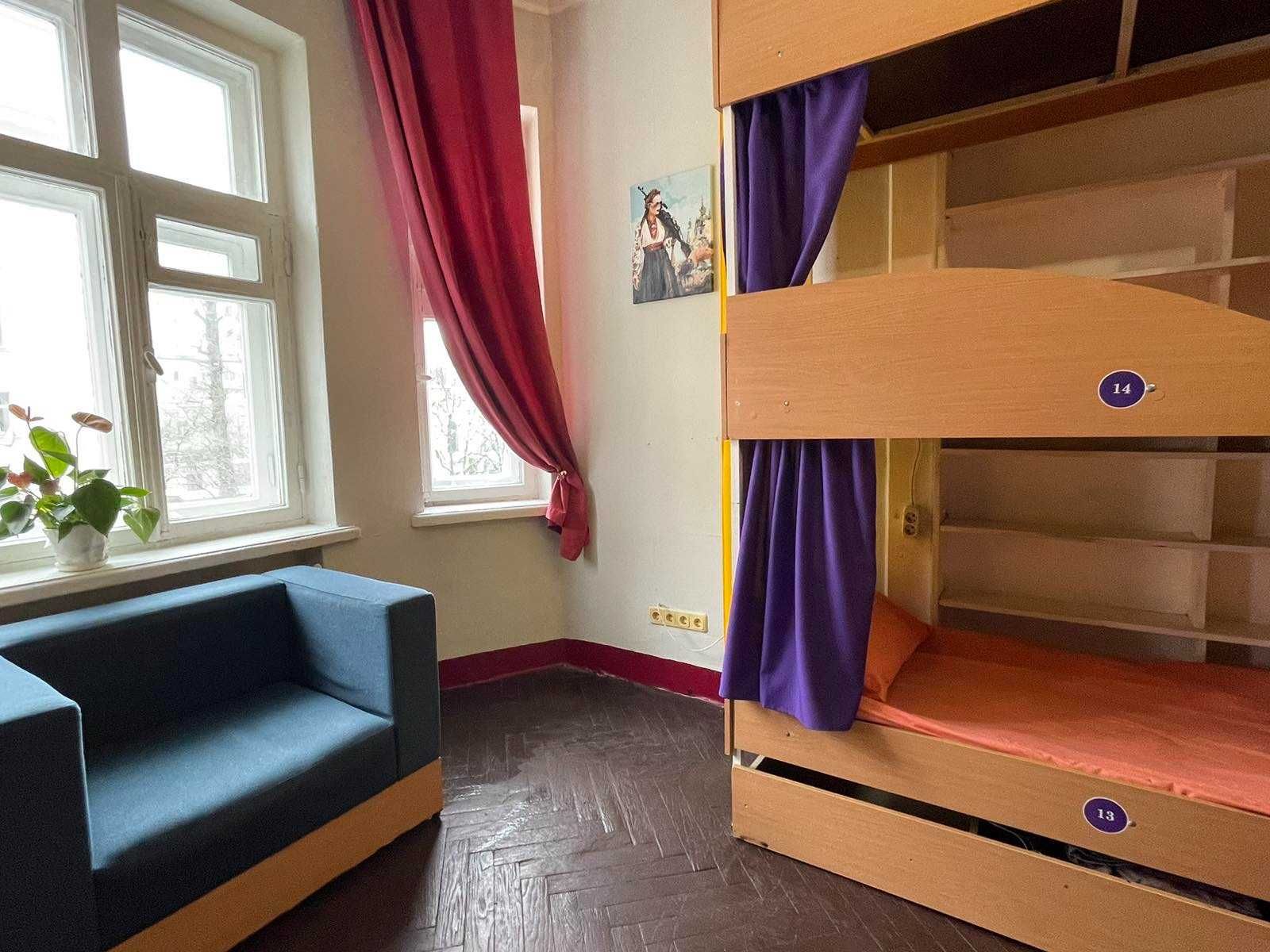 Дешевый хостел в центре Киева. 400 грн. неделя проживания. Общежитие