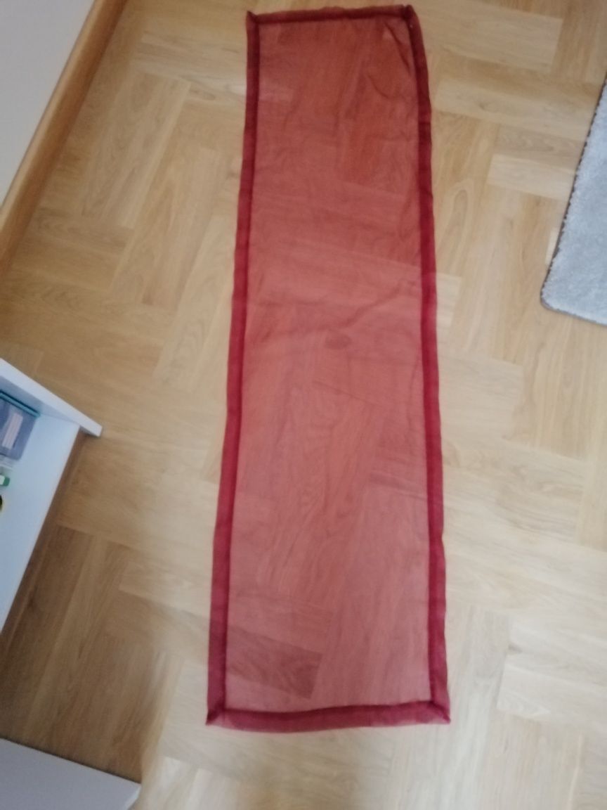 Bieżnik na stół nowy