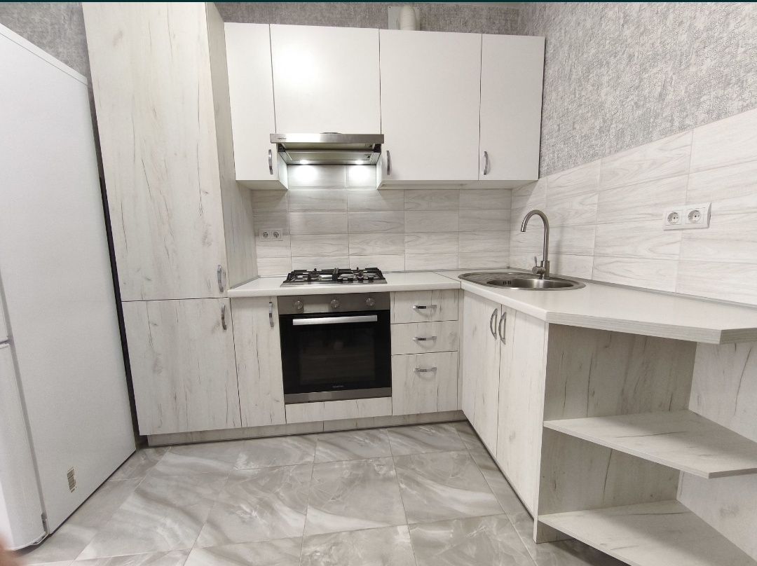 Продам 1 кімнатну квартиру в ЖК Софіївська сфера .