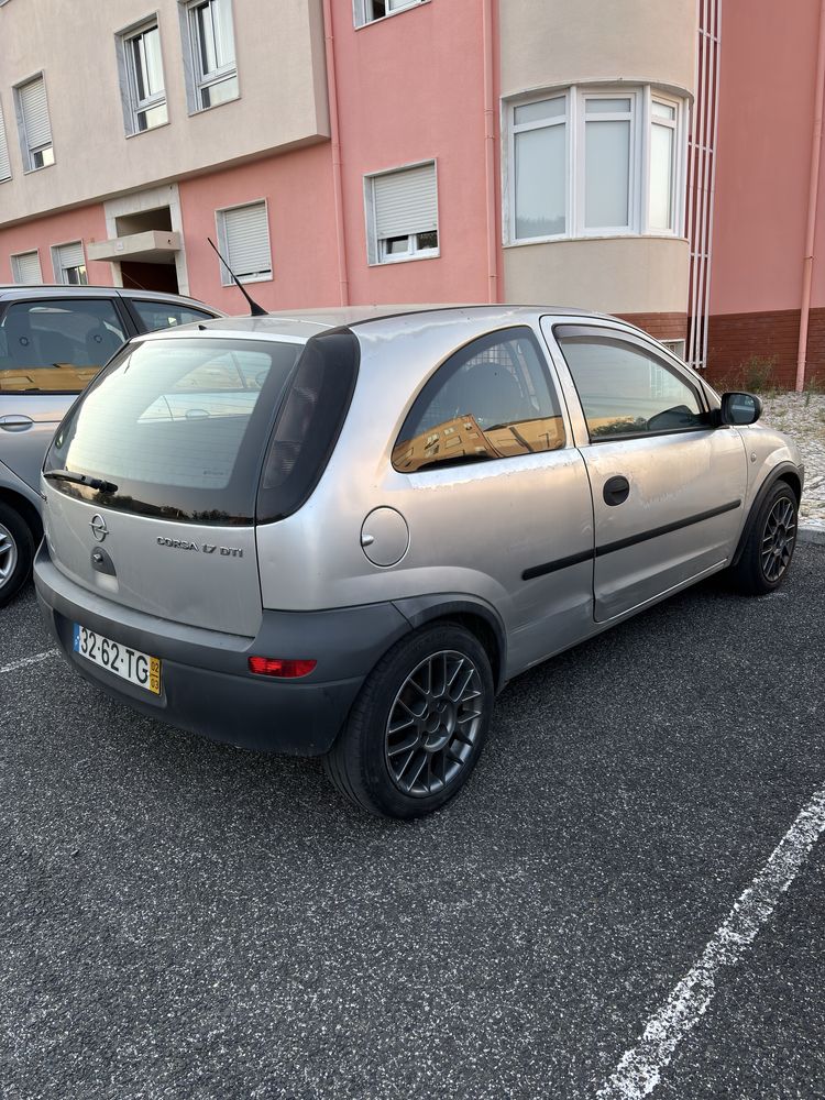 corsa c 1.7 sempre bem assistido a funcionar sem fumos ou folgas