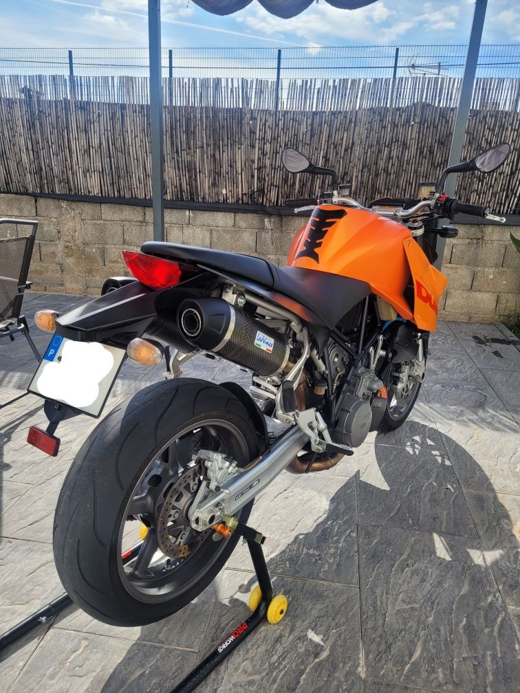 KTM Superduke 990