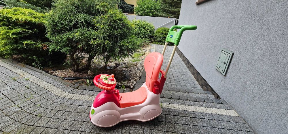 Pchacz jeździk wozidełko dziecięce Chico