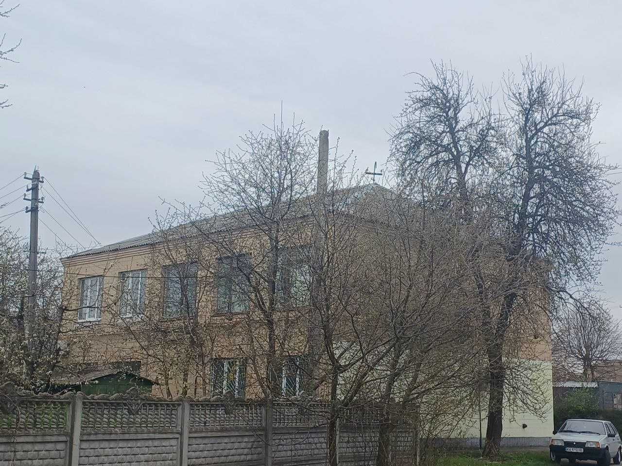 Нежитлова будівля, офіс