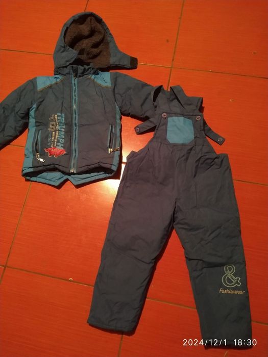 Зимова курточка і комбінезон