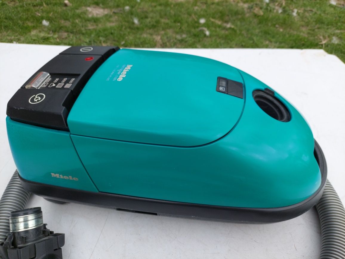 Odkurzacz miele s321i