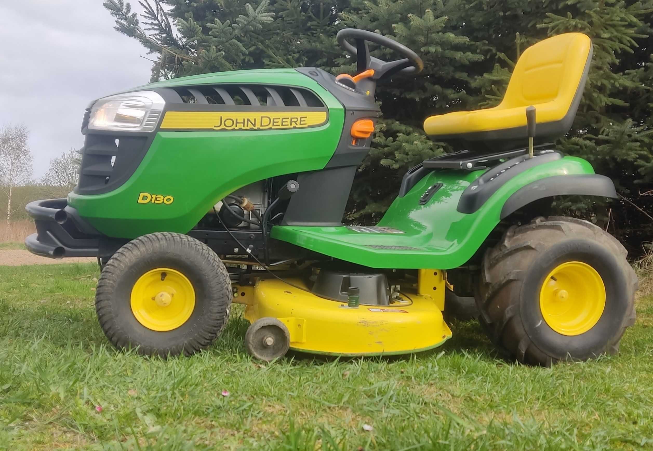 Traktorek kosiarka John Deere D130 22 HP Cub Cadet Husqvarna Craftsman