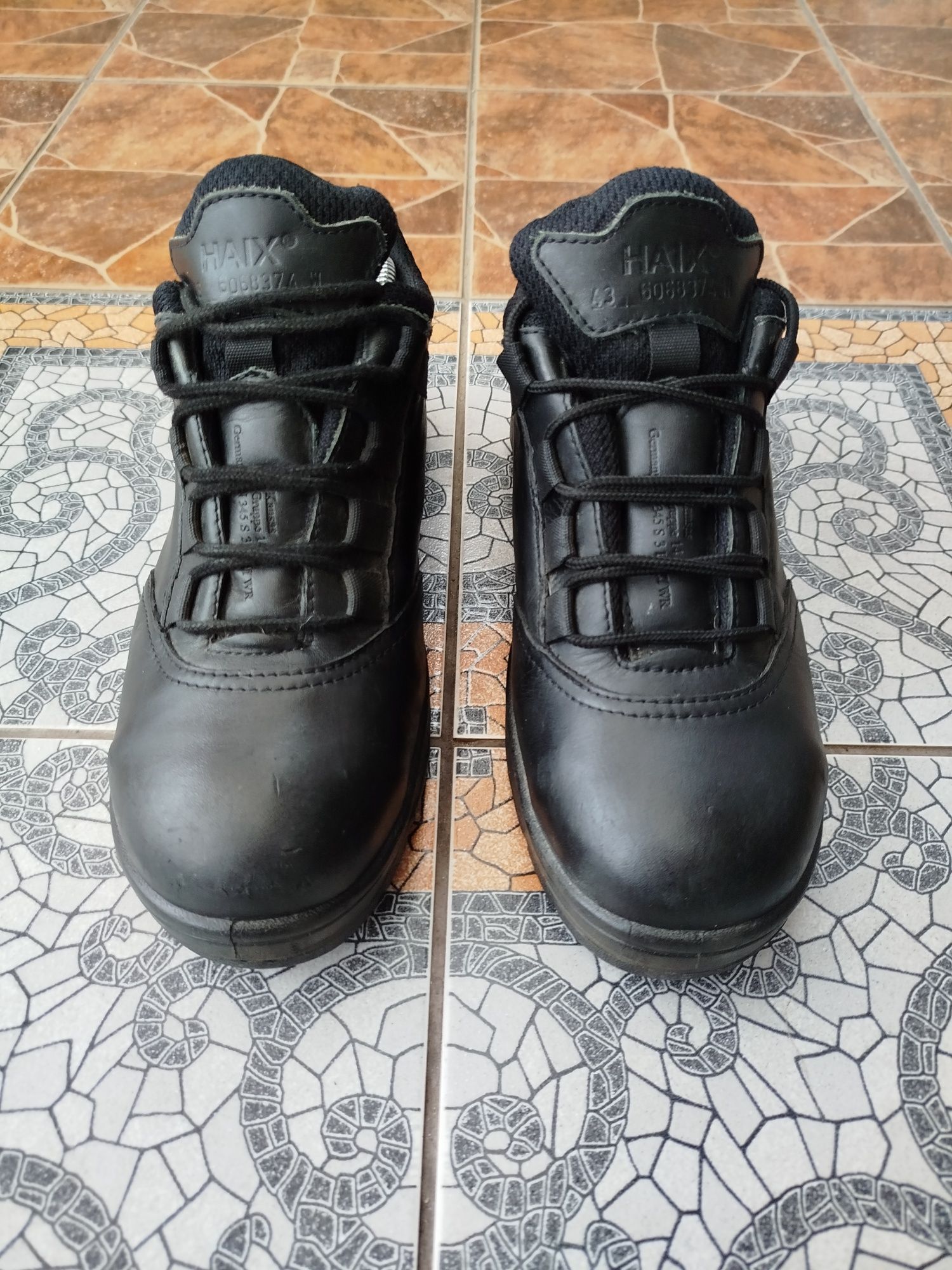 Haix чоловічі робочі черевики gore-tex.