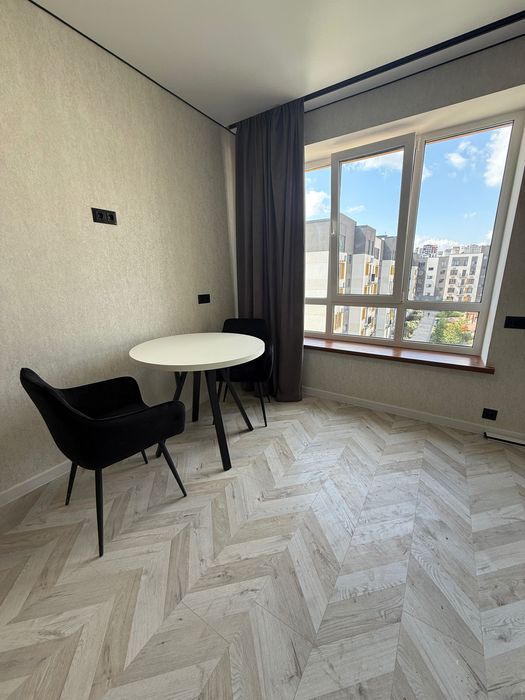 1к з новим ремонтом! Поруч набережна! Квартира з документами! Без%!