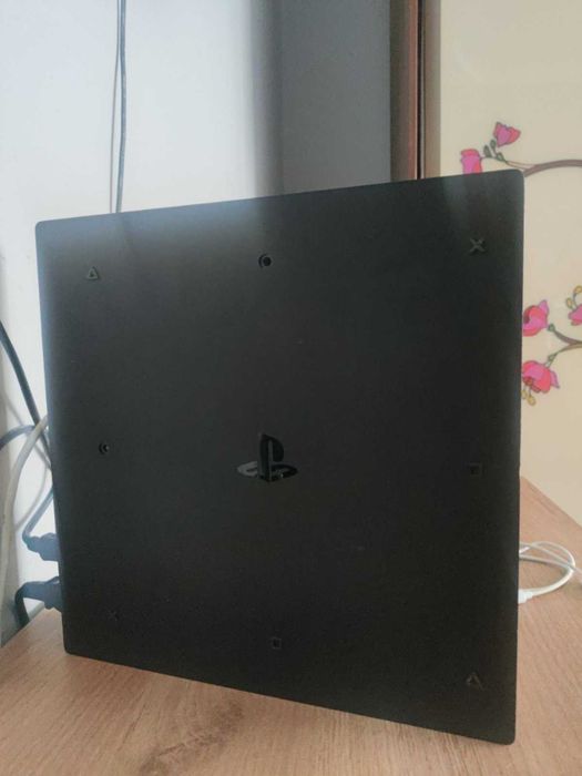 ps4 pro з джойстиком