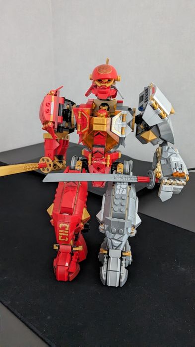 Конструктор LEGO Ninjago Каменный робот огня