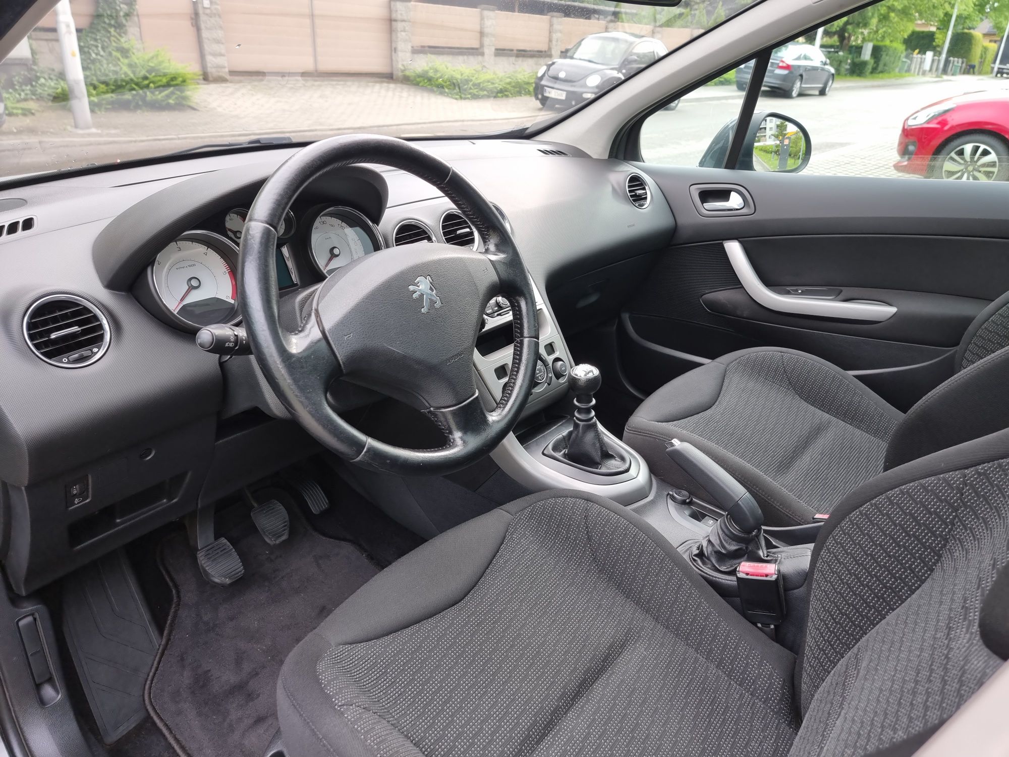 Peugeot 308 SW 1.6 HDI / Szklany dach / Nawigacja
