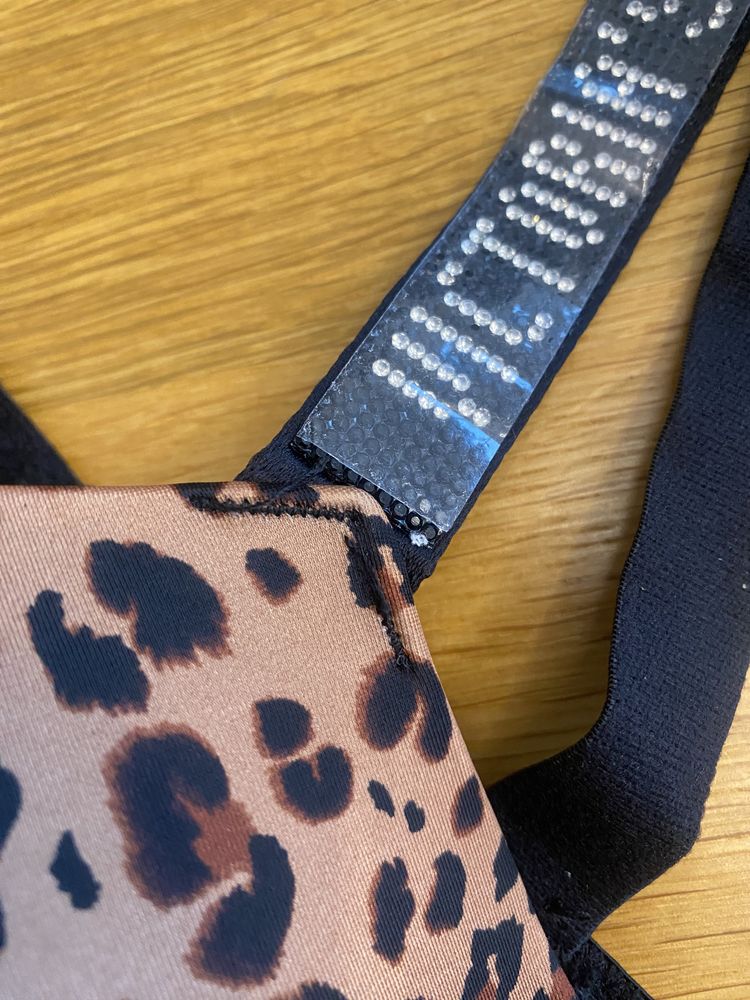 NOWY komplet bielizny Victoria’s Secret rozmiar 85C stanik + majtki