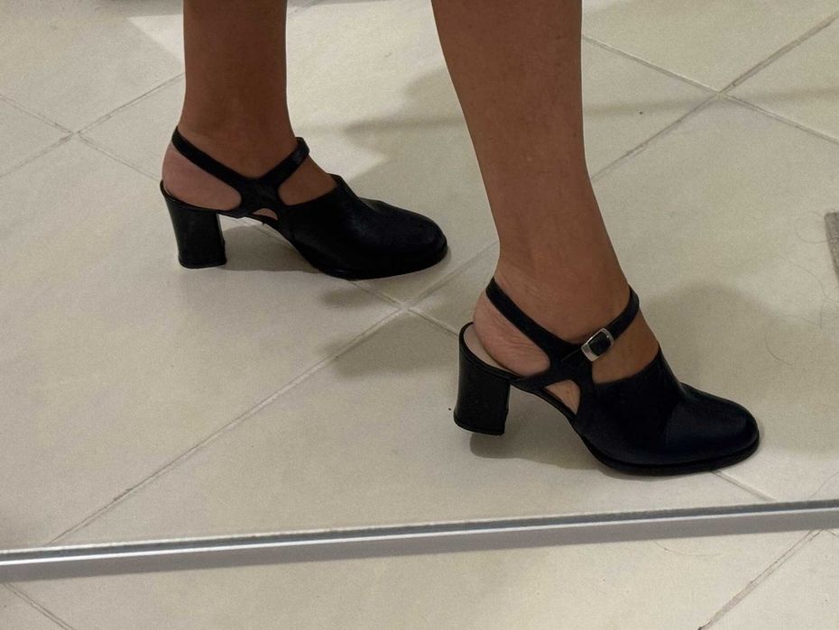 Sandálias azul escuro 36