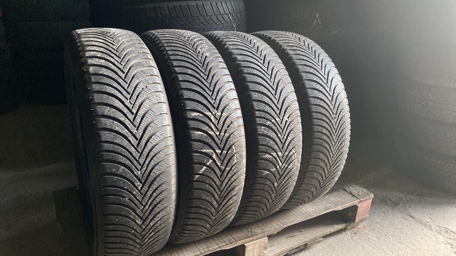 195.55.20 Michelin 4шт шини резина з Европи БВ склад Харків шиномонтаж