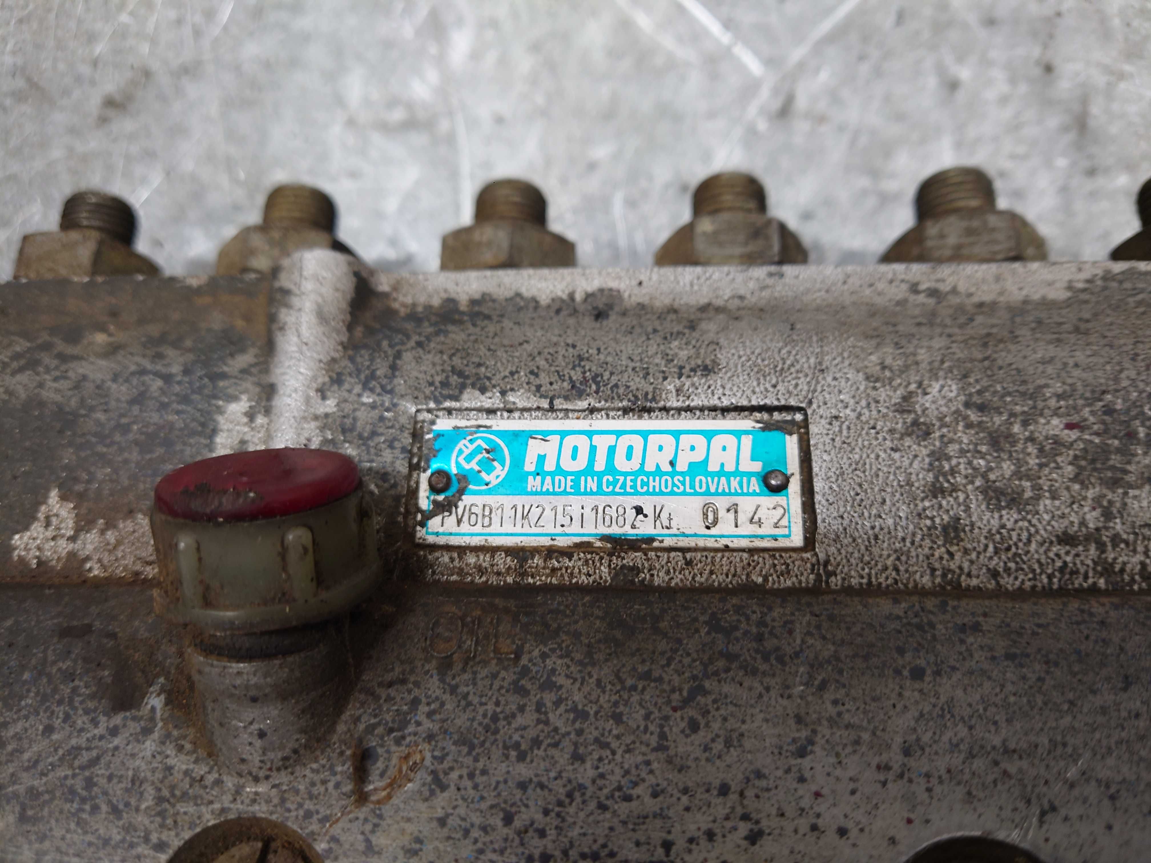 LIAZ 110.850 Pompa Wtryskowa PV6B11K215 Motorpal