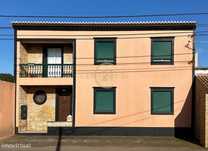 Moradia T3 em Vila de São Sebastião-Angra do Heroísmo