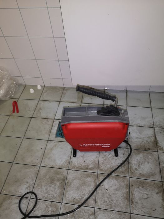 Hydraulik Usługi hydrauliczne