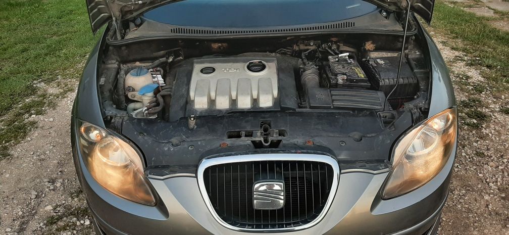 Sprzedam Zadbanego Seata Altea 1.9Tdi! Sprawna Klima! Tylko 240tyś!