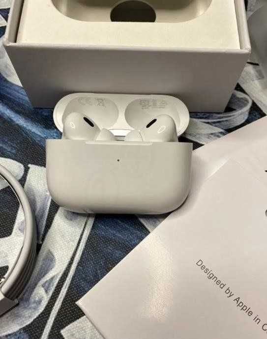 Bluetooth Навушники AirPods pro Gen 2 With Wireless Charging Case