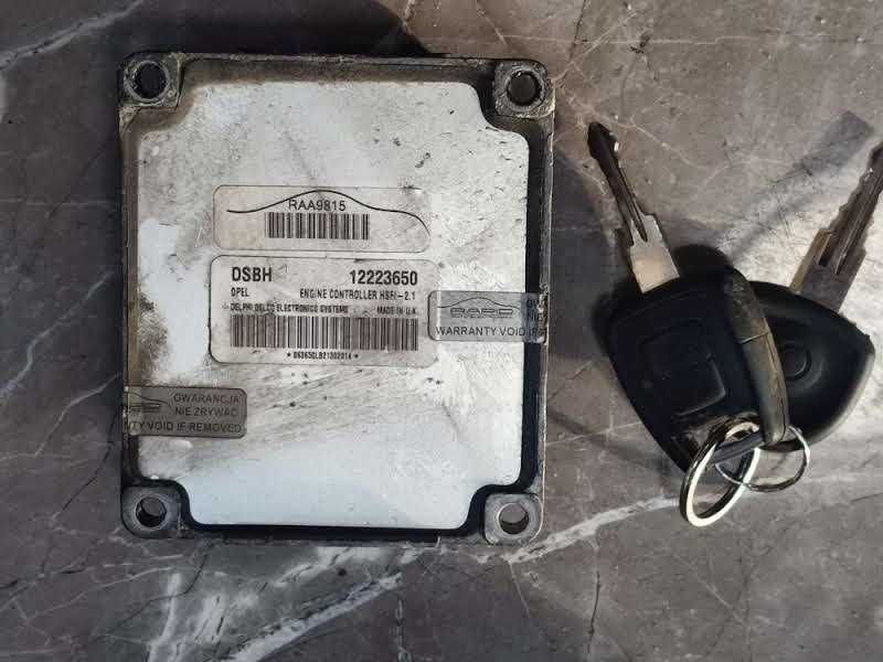 Komputer sterownik silnika + kluczyk Opel Astra II