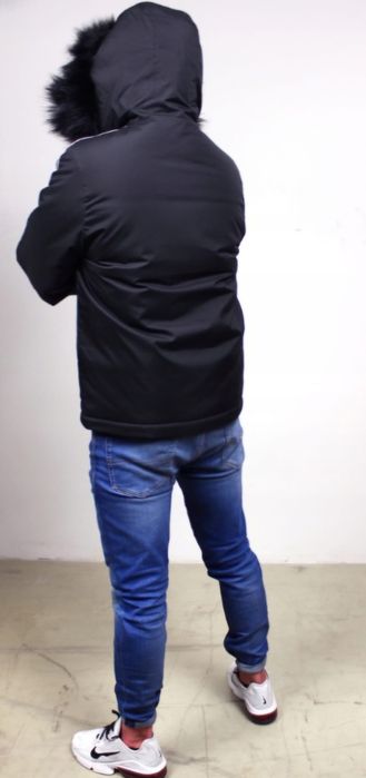 Adidas Originals zimowa męska kurtka z KAPTUREM z FUTREM CIEPŁA czarna