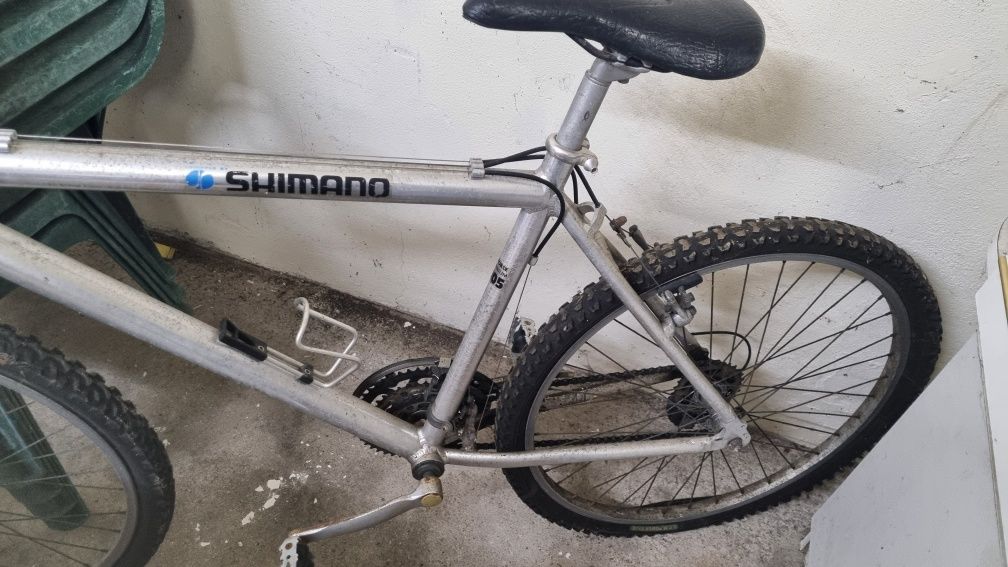 Bicicleta de marcha SHIMANO