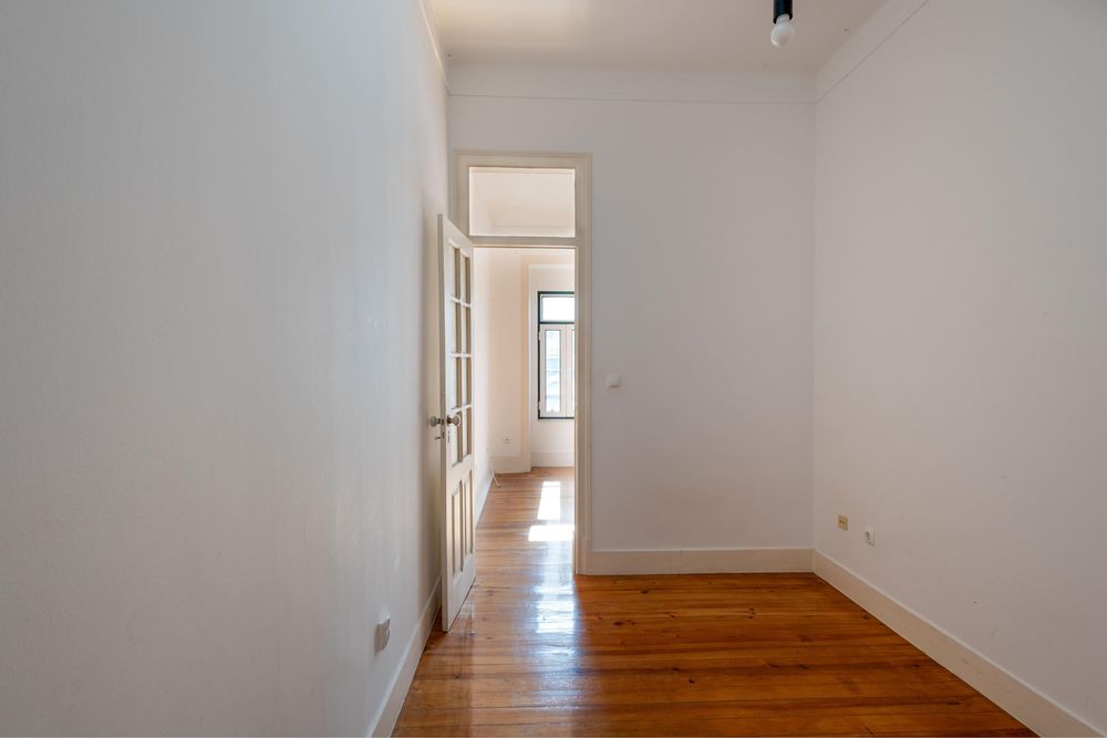 Arrendo T2/3 campo de ourique jardim da parada