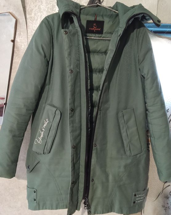 Продам зимову куртку