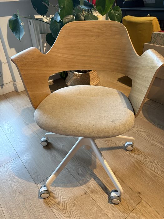 Krzesło obrotowe do biurka -Ikea