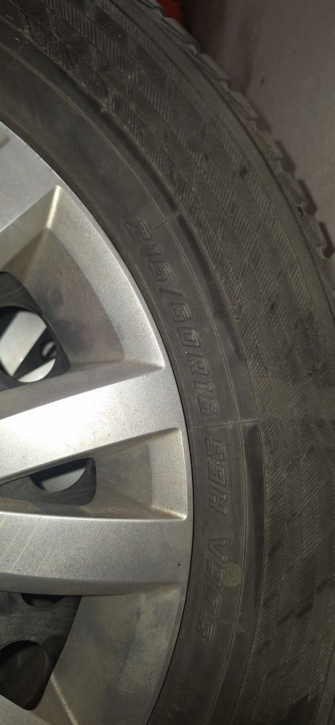 Koła do VW passat 215 60 R16 5x112