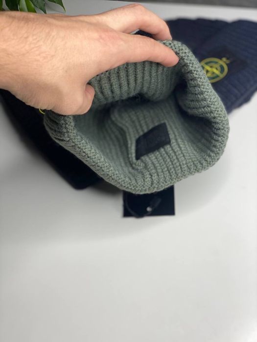 Мужская шапка STONE ISLAND зимняя с патчем вязанная двойная Черная Хак