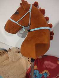 Niebieski halter z uwiązem dla hobby horse