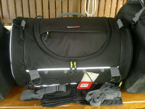 EA107B torba ,walec GIVI 35 litrowy ,PARAGON lub FV