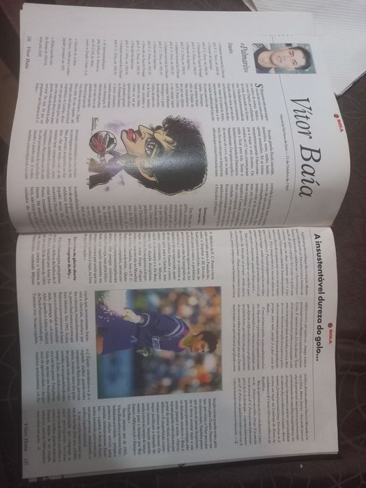 Livro 100 figuras do Futebol Português