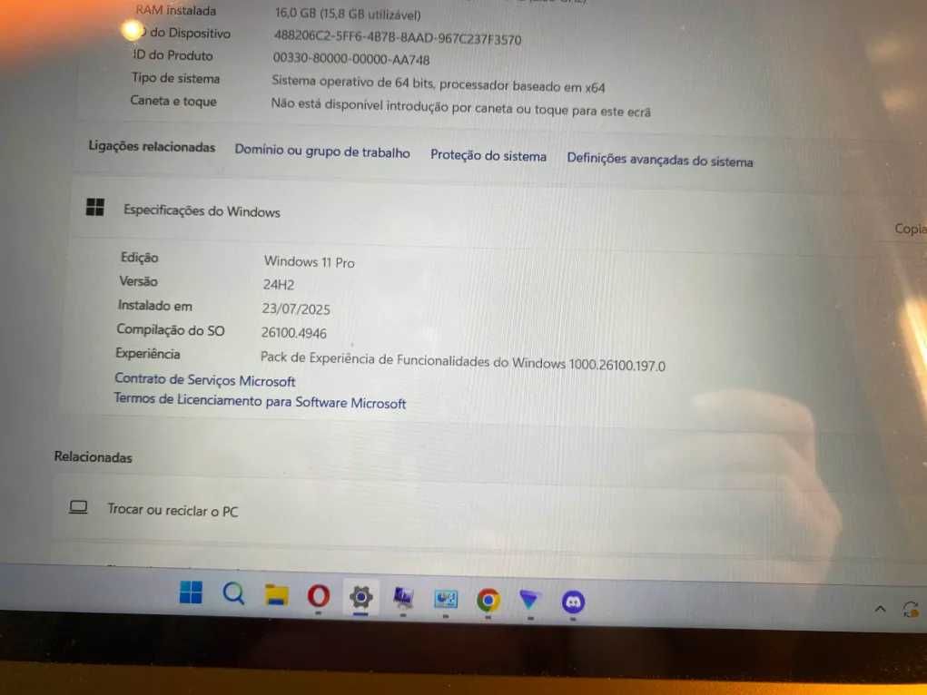 Portátil Lenovo Yoga Creator 7 – i7-10750, 16GB, 250GB SSD, GTX 1650