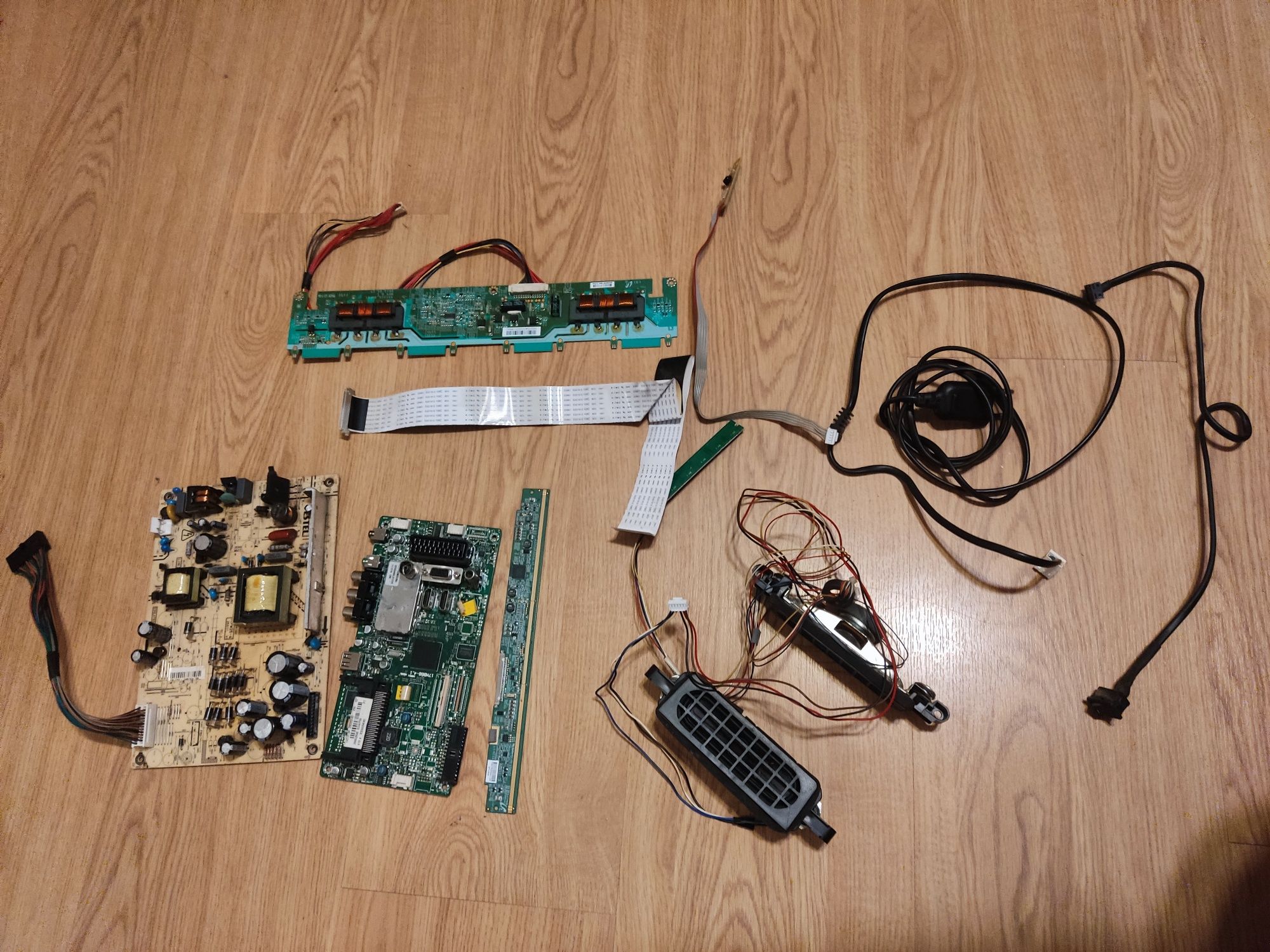 Conjunto peças TV Sanyo 32" polegadas CE32LM08N - ou à peça