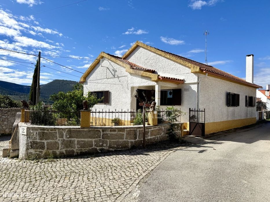 Moradia T2 em Alcaria - Porto de Mós