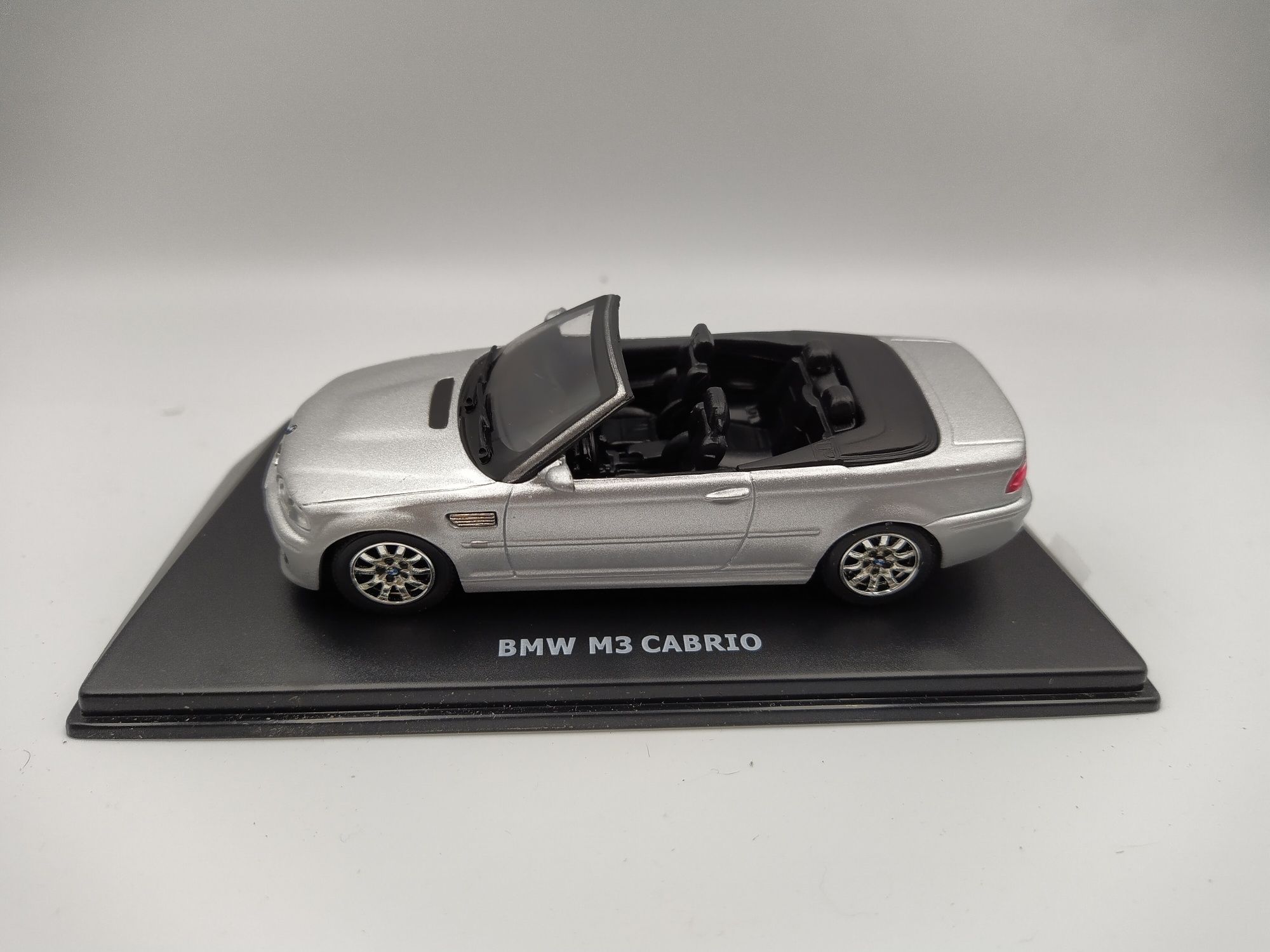 BMW M3 E46 cabrio Skala 1:43