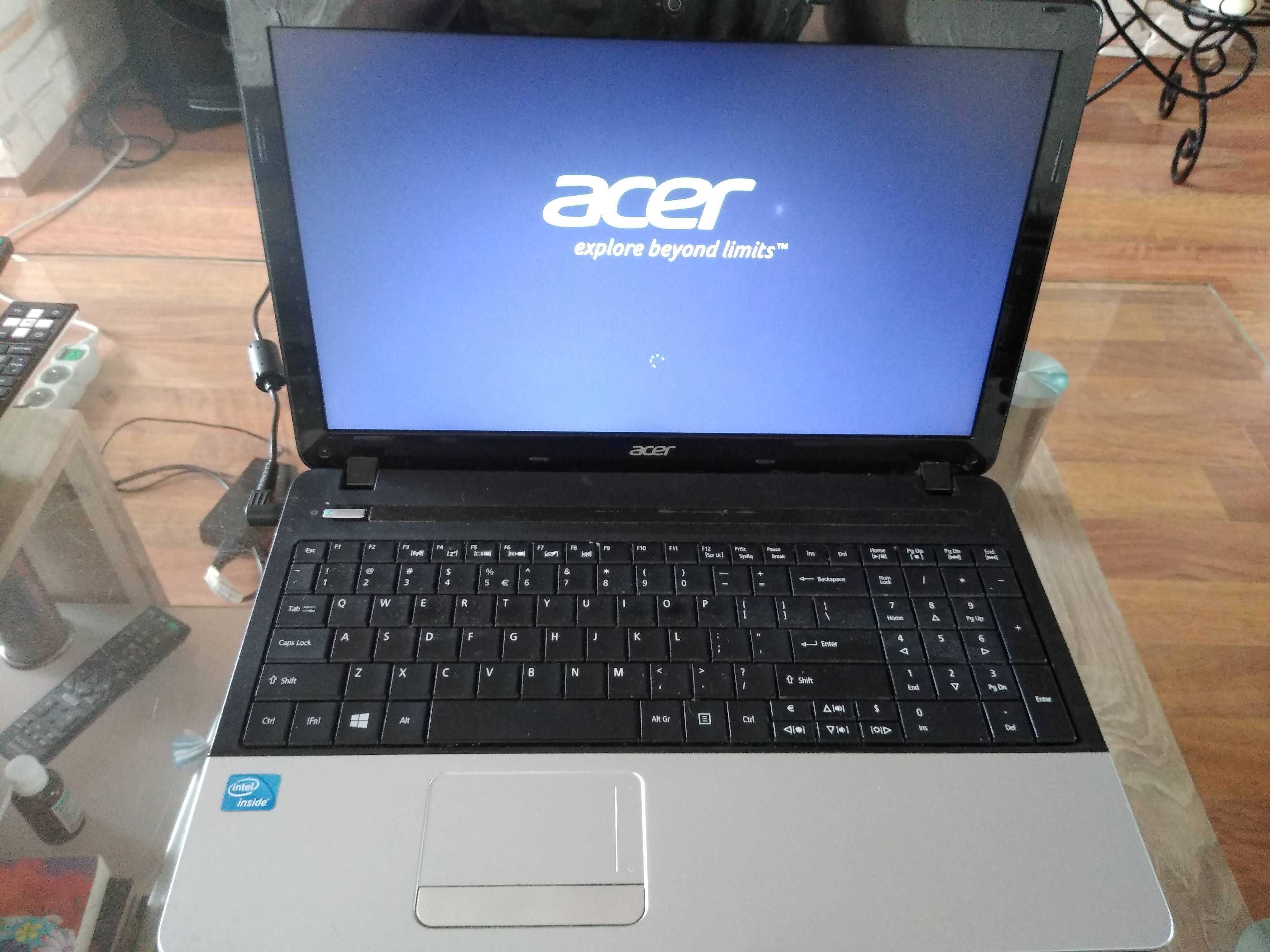 komputer laptop ACER