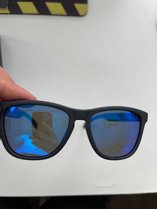 Óculos de Sol Emoji