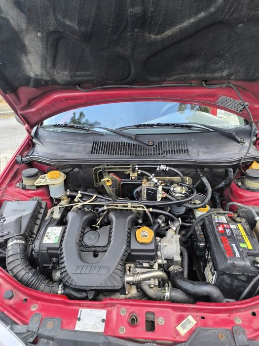 Fiat Strada 1.9D Nacional