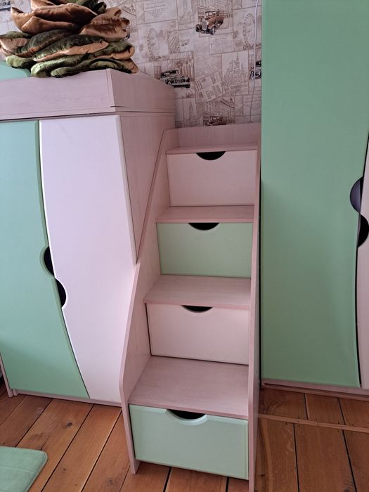 Меблі для дитячої спальні