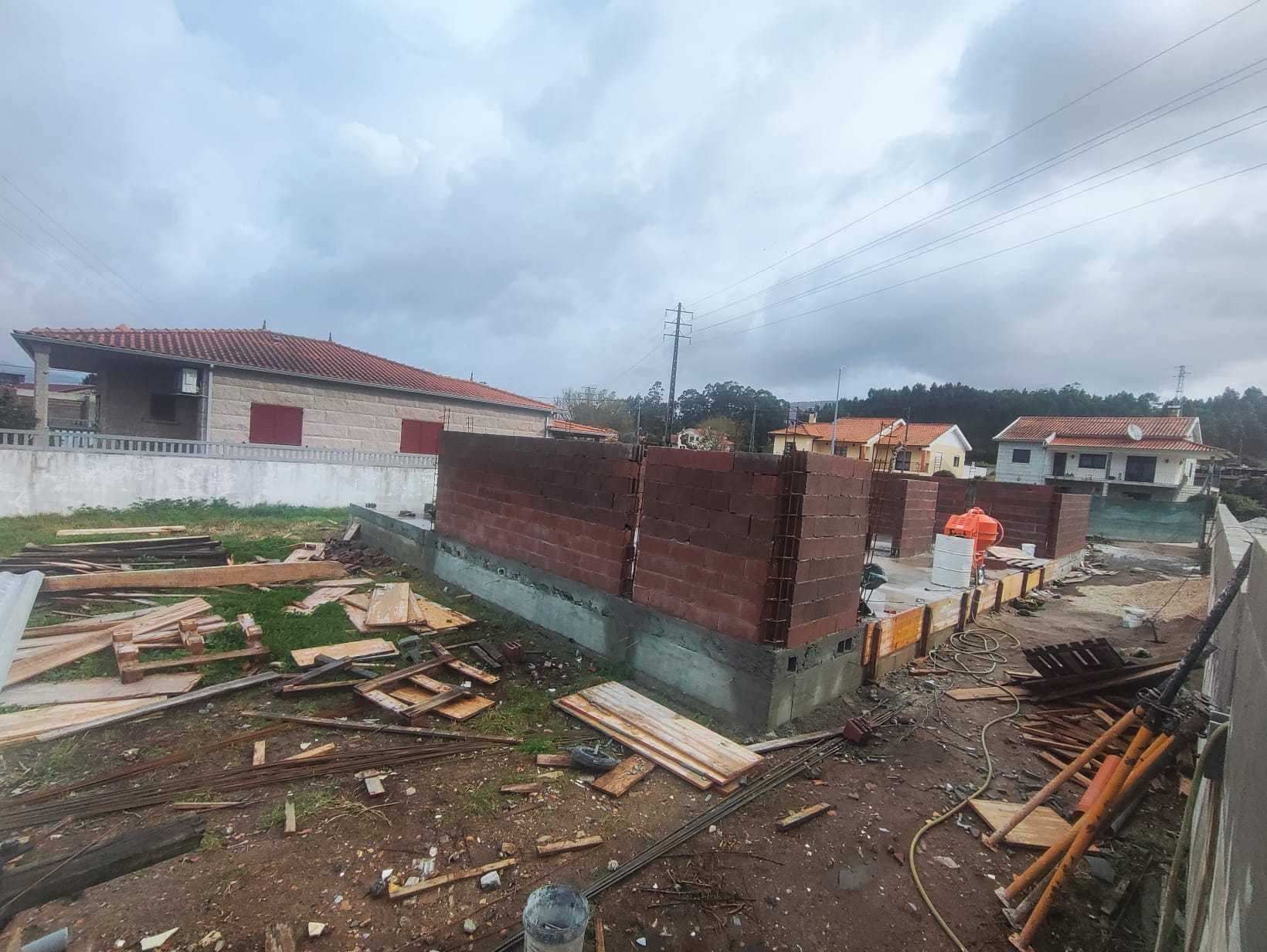 Oportunidade! Casa em Construção à Venda , Gândara, Valença