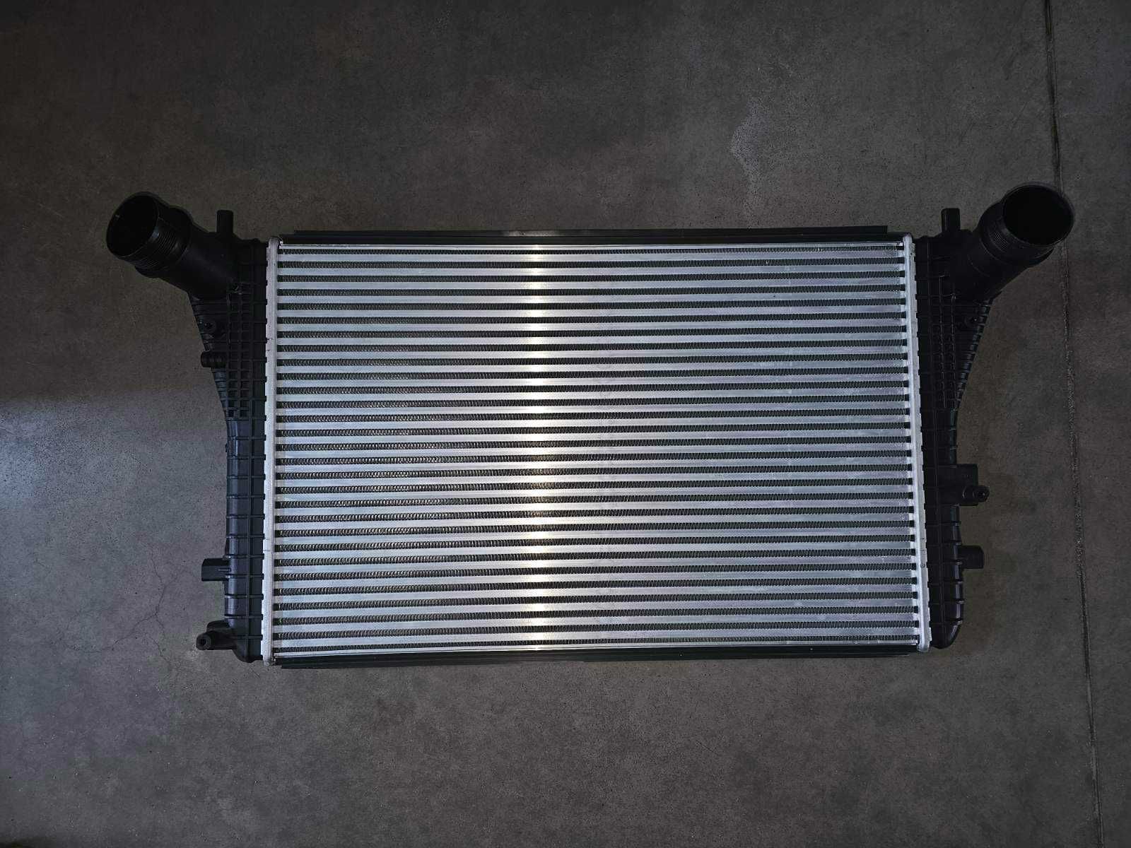 Радиатор воды кондиционера Volkswagen Passat B4,B5,B6,B7 пассат