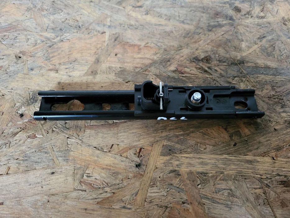 Regulacja suwak pasa bezpieczeństwa Citroen DS4