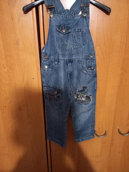 Sprzedam ogrodniczki dla chłopca